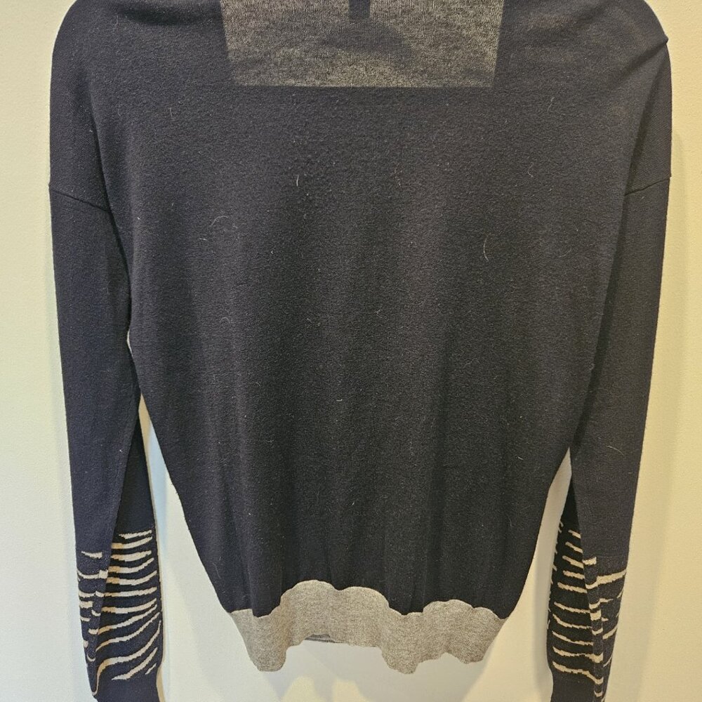 MaxMara Black and Gray Striped Cardigan - Picture 5 of 6